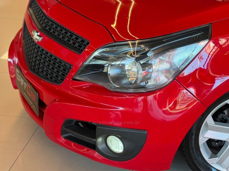 CHEVROLET MONTANA 1.4 MPFI LS CS 8V 2014/2014 GRIFFCAR MULTIMARCAS DOIS IRMÃOS / Carros no Vale