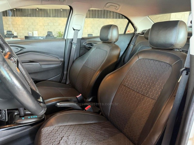 CHEVROLET PRISMA 1.4 MPFI LTZ 8V 2017/2017 GRIFFCAR MULTIMARCAS DOIS IRMÃOS / Carros no Vale