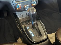 CHEVROLET PRISMA 1.4 MPFI LTZ 8V 2017/2017 GRIFFCAR MULTIMARCAS DOIS IRMÃOS / Carros no Vale