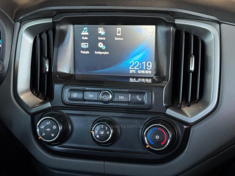 CHEVROLET S10 2.8 LT 4X2 CD 16V TURBO 2016/2017 GRIFFCAR MULTIMARCAS DOIS IRMÃOS / Carros no Vale CHEVROLET S10 2.8 LT 4X2 CD 16V TURBO 2016/2017 GRIFFCAR MULTIMARCAS DOIS IRMÃOS / Carros no Vale