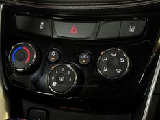 CHEVROLET TRACKER 1.4 16V PREMIER TURBO 2018/2018 GRIFFCAR MULTIMARCAS DOIS IRMÃOS / Carros no Vale