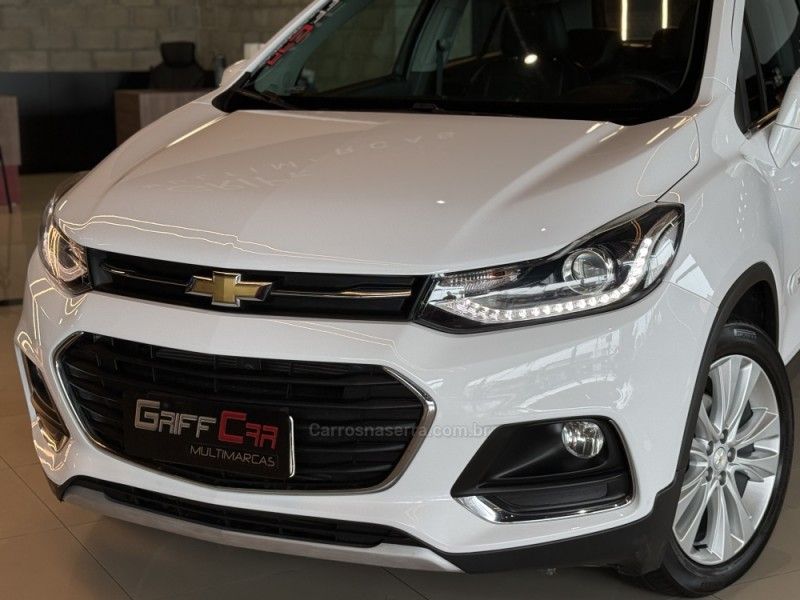 CHEVROLET TRACKER 1.4 16V PREMIER TURBO 2018/2018 GRIFFCAR MULTIMARCAS DOIS IRMÃOS / Carros no Vale