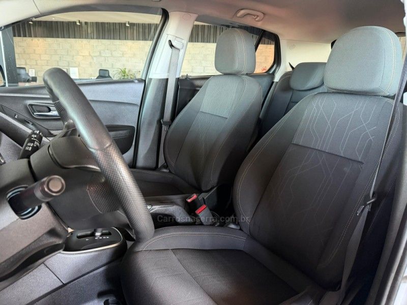 CHEVROLET TRACKER 1.4 16V TURBO LT 2019/2019 GRIFFCAR MULTIMARCAS DOIS IRMÃOS / Carros no Vale