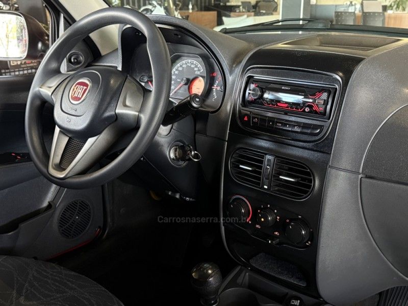 FIAT STRADA 1.4 MPI HARD WORKING CS 8V 2016/2017 GRIFFCAR MULTIMARCAS DOIS IRMÃOS / Carros no Vale