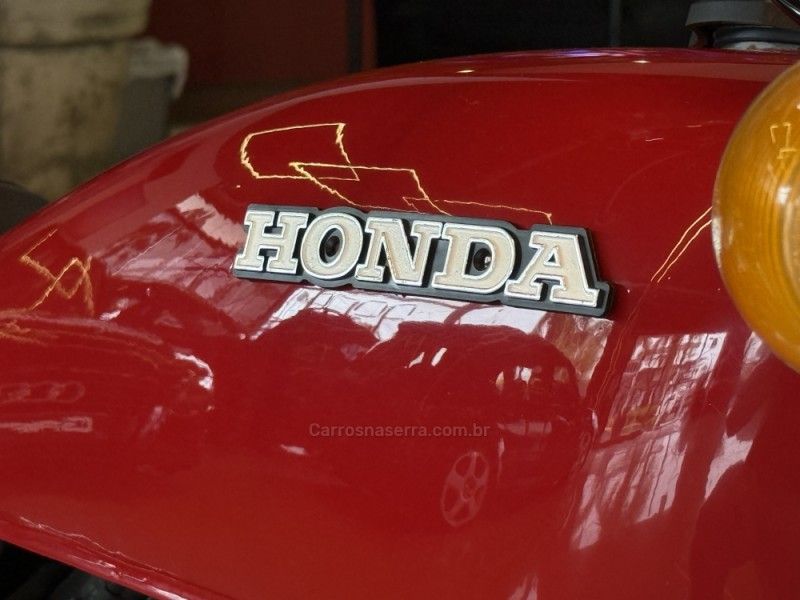 Honda Motos CG 125 ML 1981/1981 GRIFFCAR MULTIMARCAS DOIS IRMÃOS / Carros no Vale