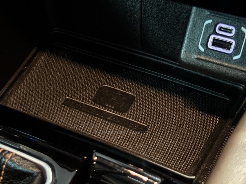 JEEP COMMANDER 1.3 OVERLAND T270 16V 4X2 TURBO 2023/2023 GRIFFCAR MULTIMARCAS DOIS IRMÃOS / Carros no Vale JEEP COMMANDER 1.3 OVERLAND T270 16V 4X2 TURBO 2023/2023 GRIFFCAR MULTIMARCAS DOIS IRMÃOS / Carros no Vale