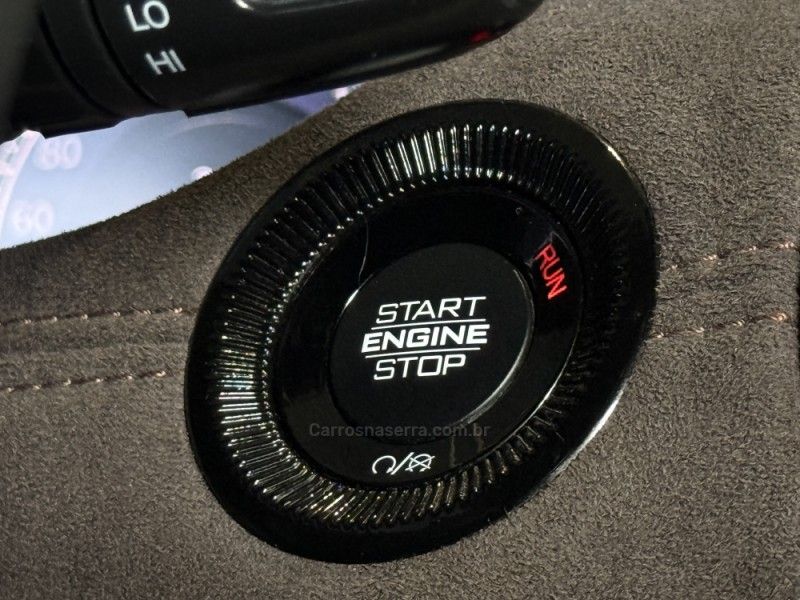 JEEP COMMANDER 1.3 OVERLAND T270 16V 4X2 TURBO 2023/2023 GRIFFCAR MULTIMARCAS DOIS IRMÃOS / Carros no Vale JEEP COMMANDER 1.3 OVERLAND T270 16V 4X2 TURBO 2023/2023 GRIFFCAR MULTIMARCAS DOIS IRMÃOS / Carros no Vale