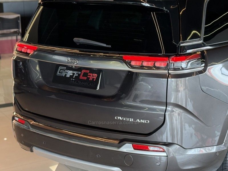 JEEP COMMANDER 1.3 OVERLAND T270 16V 4X2 TURBO 2023/2023 GRIFFCAR MULTIMARCAS DOIS IRMÃOS / Carros no Vale JEEP COMMANDER 1.3 OVERLAND T270 16V 4X2 TURBO 2023/2023 GRIFFCAR MULTIMARCAS DOIS IRMÃOS / Carros no Vale