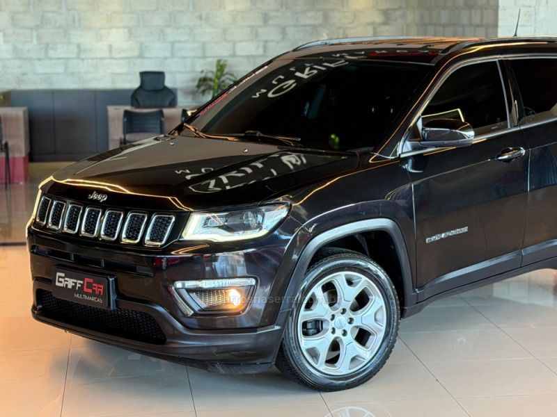 JEEP COMPASS 2.0 16V LONGITUDE 2021/2021 GRIFFCAR MULTIMARCAS DOIS IRMÃOS / Carros no Vale
