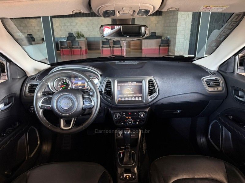 JEEP COMPASS 2.0 16V LONGITUDE 2021/2021 GRIFFCAR MULTIMARCAS DOIS IRMÃOS / Carros no Vale