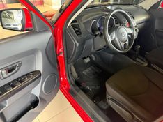 KIA SOUL 1.6 EX 16V 2009/2010 GRIFFCAR MULTIMARCAS DOIS IRMÃOS / Carros no Vale