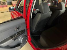 KIA SOUL 1.6 EX 16V 2009/2010 GRIFFCAR MULTIMARCAS DOIS IRMÃOS / Carros no Vale