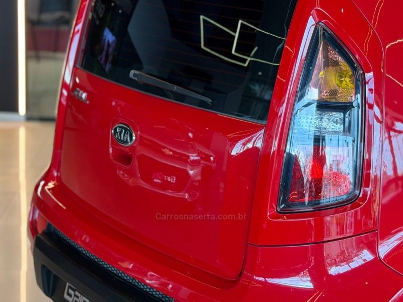 KIA SOUL 1.6 EX 16V 2009/2010 GRIFFCAR MULTIMARCAS DOIS IRMÃOS / Carros no Vale