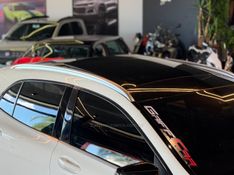 MERCEDES-BENZ GLA 200 1.6 CGI VISION 16V TURBO 2014/2015 GRIFFCAR MULTIMARCAS DOIS IRMÃOS / Carros no Vale