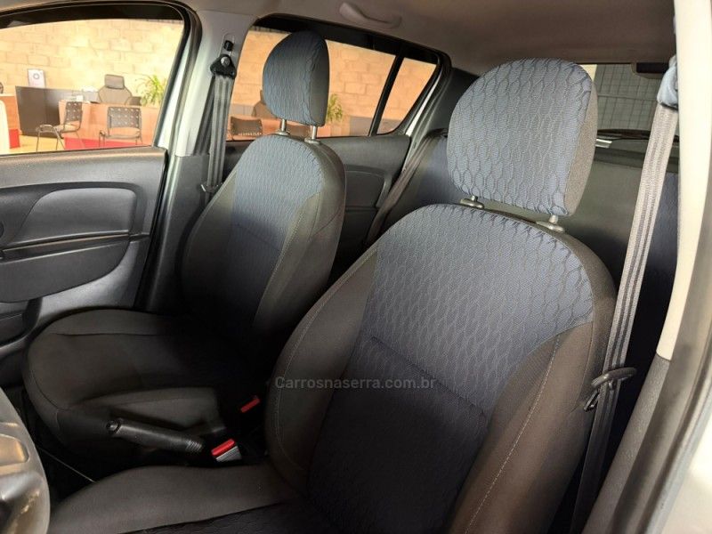 RENAULT SANDERO 1.6 EXPRESSION 8V 2015/2016 GRIFFCAR MULTIMARCAS DOIS IRMÃOS / Carros no Vale