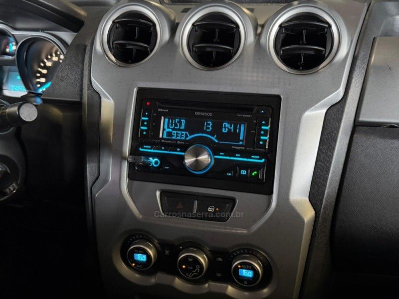 TROLLER T4 3.2 TDI 4X4 20V TURBO INTERCOOLER 2017/2017 GRIFFCAR MULTIMARCAS DOIS IRMÃOS / Carros no Vale TROLLER T4 3.2 TDI 4X4 20V TURBO INTERCOOLER 2017/2017 GRIFFCAR MULTIMARCAS DOIS IRMÃOS / Carros no Vale