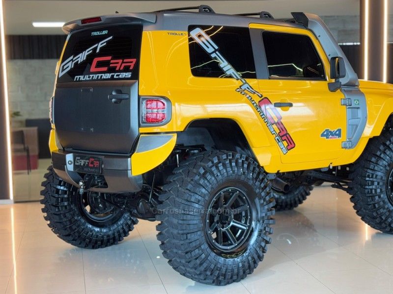 TROLLER T4 3.2 TDI 4X4 20V TURBO INTERCOOLER 2017/2017 GRIFFCAR MULTIMARCAS DOIS IRMÃOS / Carros no Vale TROLLER T4 3.2 TDI 4X4 20V TURBO INTERCOOLER 2017/2017 GRIFFCAR MULTIMARCAS DOIS IRMÃOS / Carros no Vale