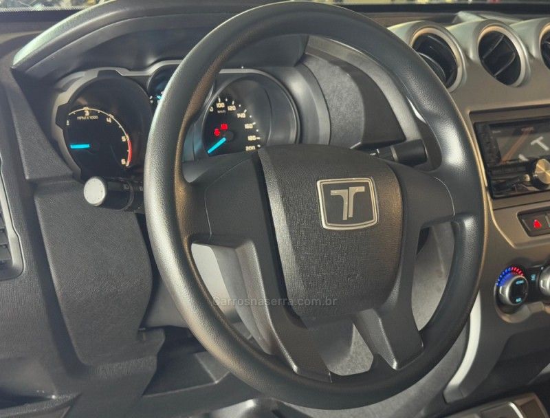 TROLLER T4 3.2 TDI 4X4 20V TURBO INTERCOOLER 2017/2017 GRIFFCAR MULTIMARCAS DOIS IRMÃOS / Carros no Vale TROLLER T4 3.2 TDI 4X4 20V TURBO INTERCOOLER 2017/2017 GRIFFCAR MULTIMARCAS DOIS IRMÃOS / Carros no Vale