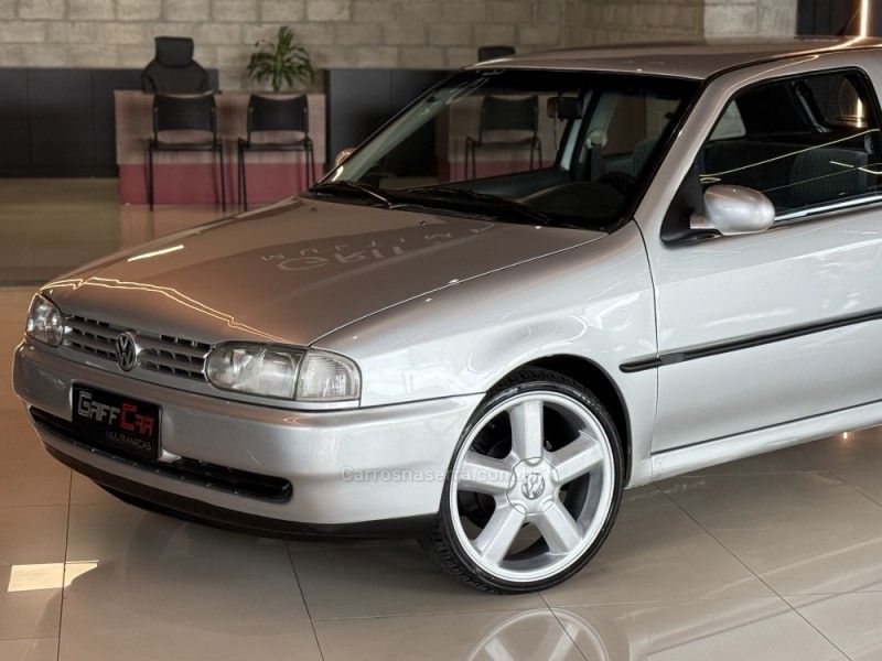 VOLKSWAGEN GOL 1.8 I ATLANTA 8V 1996/1996 GRIFFCAR MULTIMARCAS DOIS IRMÃOS / Carros no Vale