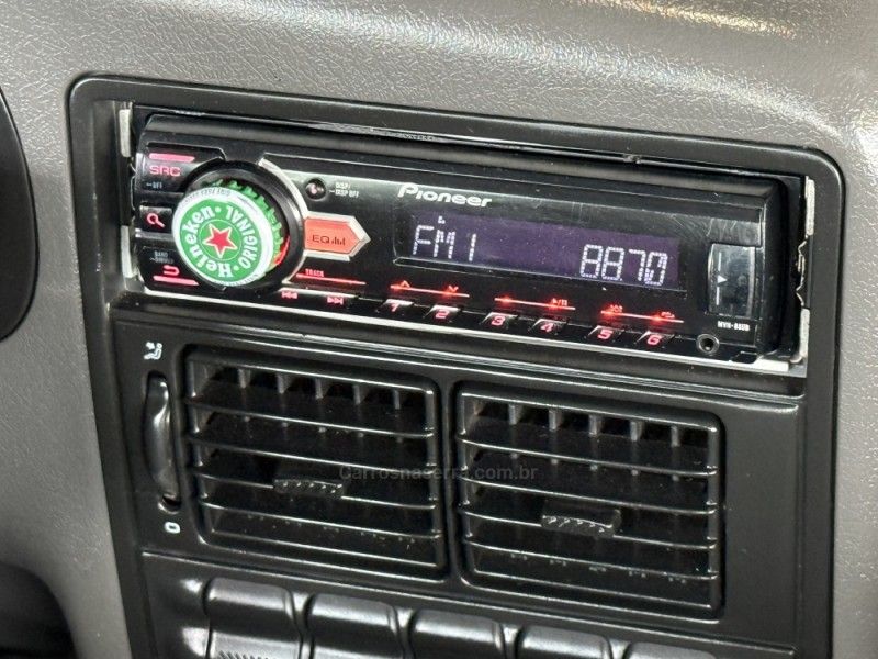 VOLKSWAGEN GOL 1.8 I ATLANTA 8V 1996/1996 GRIFFCAR MULTIMARCAS DOIS IRMÃOS / Carros no Vale