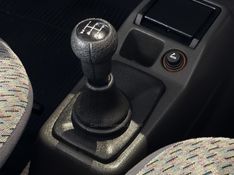 VOLKSWAGEN GOL 1.8 I ATLANTA 8V 1996/1996 GRIFFCAR MULTIMARCAS DOIS IRMÃOS / Carros no Vale