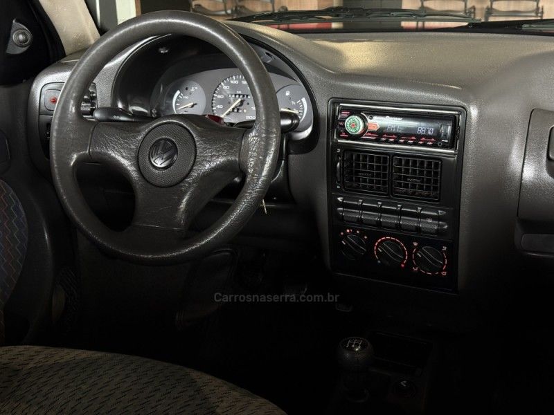 VOLKSWAGEN GOL 1.8 I ATLANTA 8V 1996/1996 GRIFFCAR MULTIMARCAS DOIS IRMÃOS / Carros no Vale