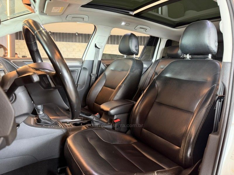 VOLKSWAGEN GOLF 1.4 TSI VARIANT COMFORTLINE 16V 2015/2015 GRIFFCAR MULTIMARCAS DOIS IRMÃOS / Carros no Vale VOLKSWAGEN GOLF 1.4 TSI VARIANT COMFORTLINE 16V 2015/2015 GRIFFCAR MULTIMARCAS DOIS IRMÃOS / Carros no Vale