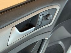 VOLKSWAGEN GOLF 1.4 TSI VARIANT COMFORTLINE 16V 2015/2015 GRIFFCAR MULTIMARCAS DOIS IRMÃOS / Carros no Vale