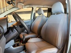VOLKSWAGEN SPACEFOX 1.6 MI SPORTLINE 8V 2009/2010 GRIFFCAR MULTIMARCAS DOIS IRMÃOS / Carros no Vale