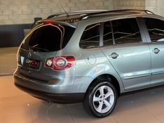 VOLKSWAGEN SPACEFOX 1.6 MI SPORTLINE 8V 2009/2010 GRIFFCAR MULTIMARCAS DOIS IRMÃOS / Carros no Vale