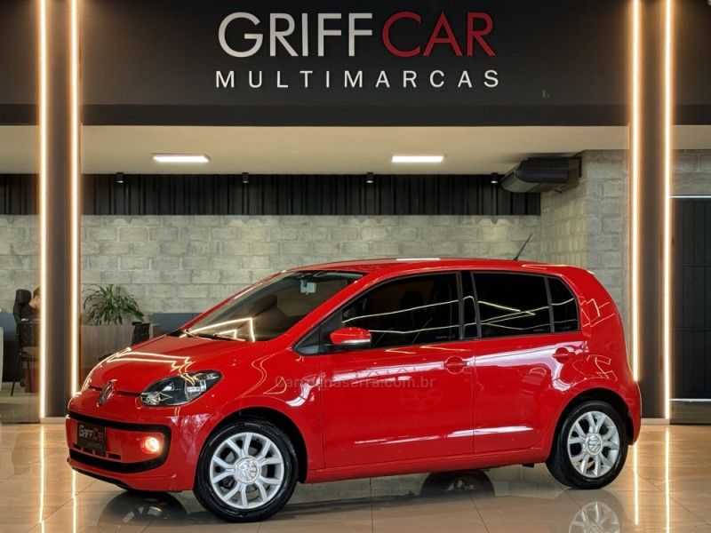 VOLKSWAGEN UP 1.0 TSI MOVE UP 12V 2015/2016 GRIFFCAR MULTIMARCAS DOIS IRMÃOS / Carros no Vale