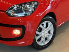 VOLKSWAGEN UP 1.0 TSI MOVE UP 12V 2015/2016 GRIFFCAR MULTIMARCAS DOIS IRMÃOS / Carros no Vale