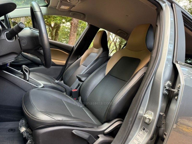 CHEVROLET ONIX 1.0PREMIER II 12V TURBO 2023/2024 KASPER VEÍCULOS DOIS IRMÃOS / Carros no Vale