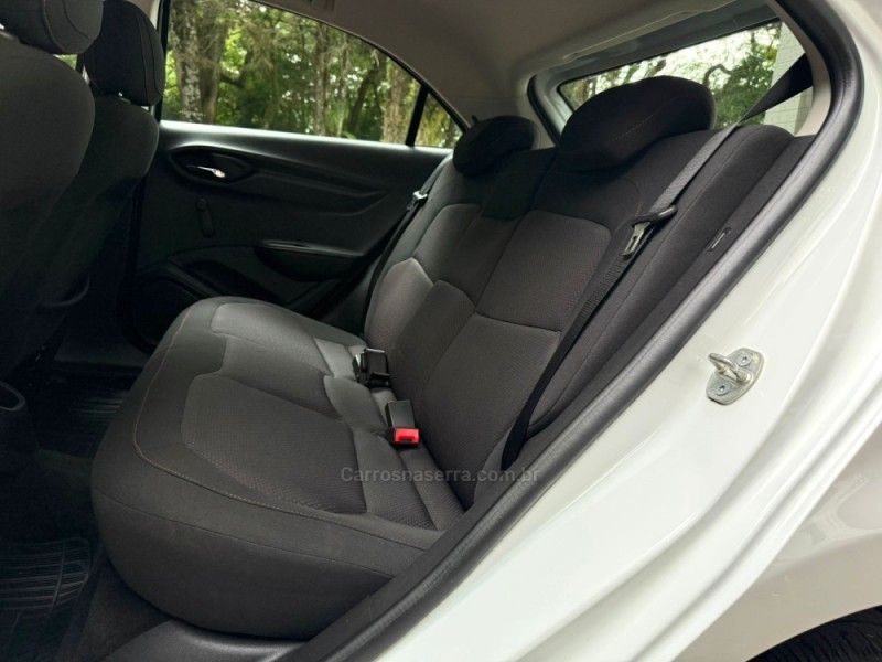 CHEVROLET ONIX 1.4 MPFI LT 8V 2015/2015 KASPER VEÍCULOS DOIS IRMÃOS / Carros no Vale CHEVROLET ONIX 1.4 MPFI LT 8V 2015/2015 KASPER VEÍCULOS DOIS IRMÃOS / Carros no Vale