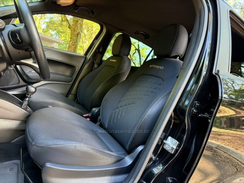 FIAT ARGO 1.3 8V TREKKING 2020/2020 KASPER VEÍCULOS DOIS IRMÃOS / Carros no Vale FIAT ARGO 1.3 8V TREKKING 2020/2020 KASPER VEÍCULOS DOIS IRMÃOS / Carros no Vale