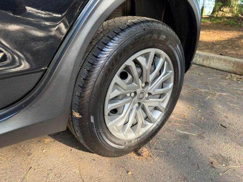 FIAT ARGO 1.3 8V TREKKING 2020/2020 KASPER VEÍCULOS DOIS IRMÃOS / Carros no Vale FIAT ARGO 1.3 8V TREKKING 2020/2020 KASPER VEÍCULOS DOIS IRMÃOS / Carros no Vale
