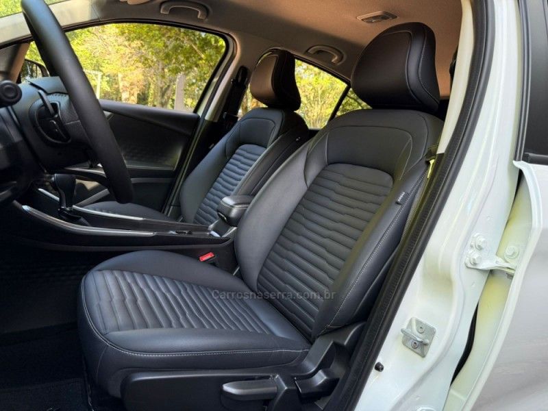 FIAT FASTBACK 1.0 AUDACE 200 TURBO 2024/2025 KASPER VEÍCULOS DOIS IRMÃOS / Carros no Vale FIAT FASTBACK 1.0 AUDACE 200 TURBO 2024/2025 KASPER VEÍCULOS DOIS IRMÃOS / Carros no Vale