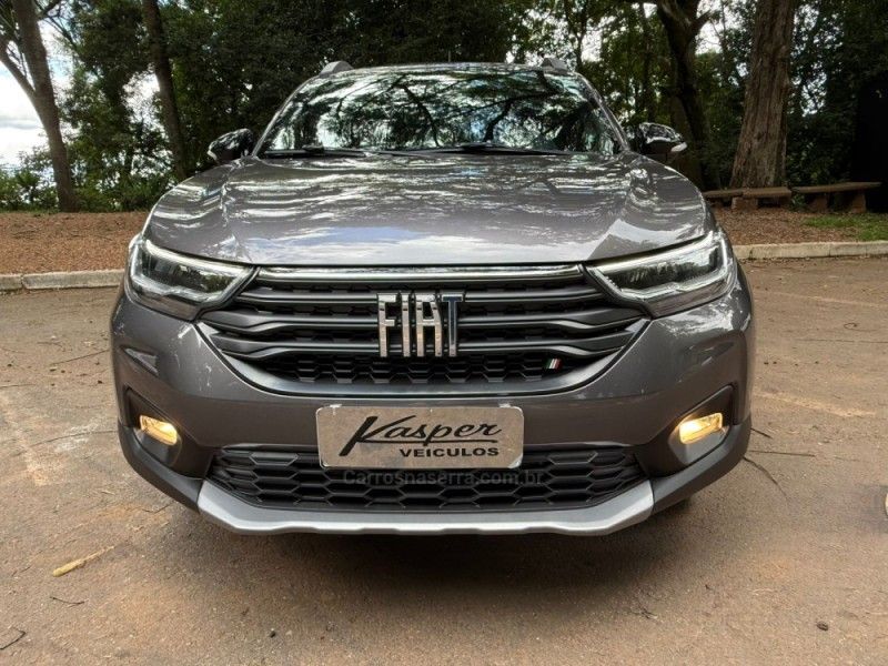 FIAT STRADA 1.3 VOLCANO CD 8V 2024/2025 KASPER VEÍCULOS DOIS IRMÃOS / Carros no Vale