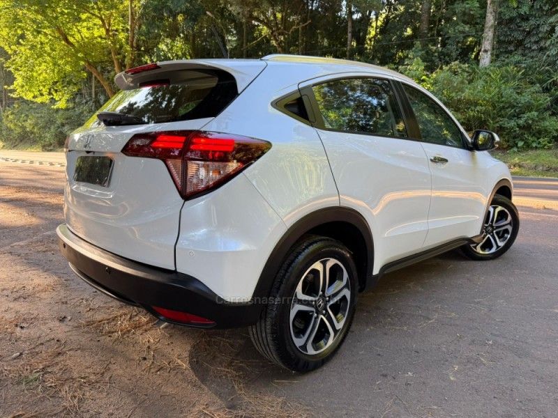 HONDA HR-V 1.8 16V TOURING 2018/2018 KASPER VEÍCULOS DOIS IRMÃOS / Carros no Vale HONDA HR-V 1.8 16V TOURING 2018/2018 KASPER VEÍCULOS DOIS IRMÃOS / Carros no Vale