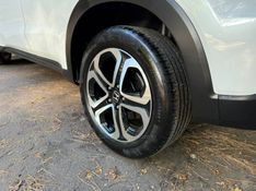 HONDA HR-V 1.8 16V TOURING 2018/2018 KASPER VEÍCULOS DOIS IRMÃOS / Carros no Vale