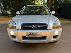 HYUNDAI TUCSON 2.0 MPFI GLS BASE 16V 143CV 2WD 2015/2016 KASPER VEÍCULOS DOIS IRMÃOS / Carros no Vale