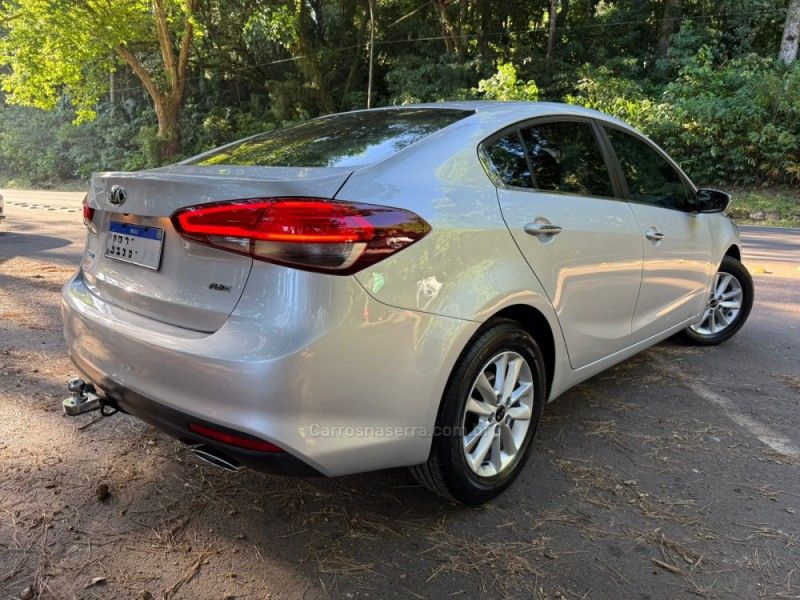KIA CERATO 1.6 SX 16V 2018/2019 KASPER VEÍCULOS DOIS IRMÃOS / Carros no Vale KIA CERATO 1.6 SX 16V 2018/2019 KASPER VEÍCULOS DOIS IRMÃOS / Carros no Vale
