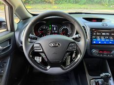 KIA CERATO 1.6 SX 16V 2018/2019 KASPER VEÍCULOS DOIS IRMÃOS / Carros no Vale