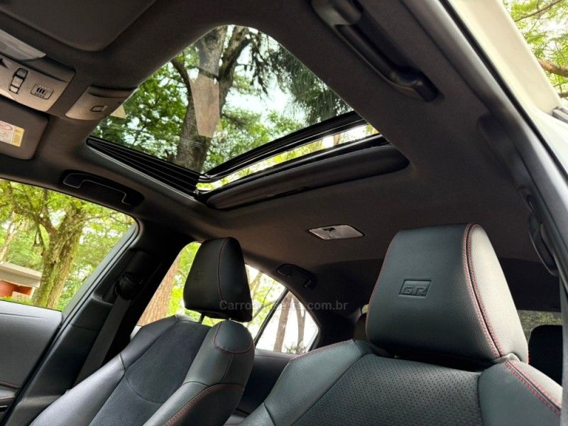 TOYOTA COROLLA 2.0 GR SPORT 16V 2023/2024 KASPER VEÍCULOS DOIS IRMÃOS / Carros no Vale TOYOTA COROLLA 2.0 GR SPORT 16V 2023/2024 KASPER VEÍCULOS DOIS IRMÃOS / Carros no Vale