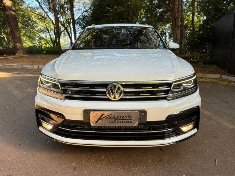 VOLKSWAGEN TIGUAN 2.0 ALLSPACE R-LINE 350 TSI 4X4 2019/2019 KASPER VEÍCULOS DOIS IRMÃOS / Carros no Vale VOLKSWAGEN TIGUAN 2.0 ALLSPACE R-LINE 350 TSI 4X4 2019/2019 KASPER VEÍCULOS DOIS IRMÃOS / Carros no Vale