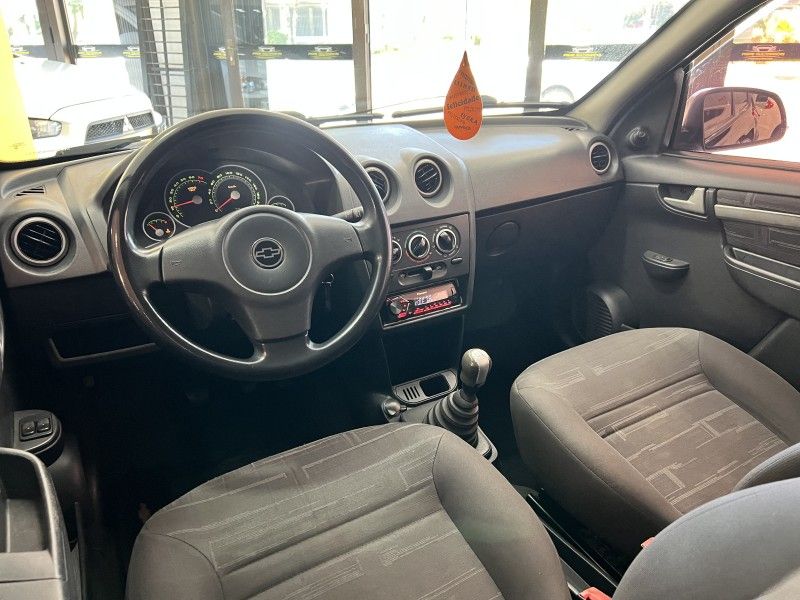 CHEVROLET PRISMA 1.4 MPFI MAXX 8V 2010/2011 PRIME MULTIMARCAS CAXIAS DO SUL / Carros no Vale