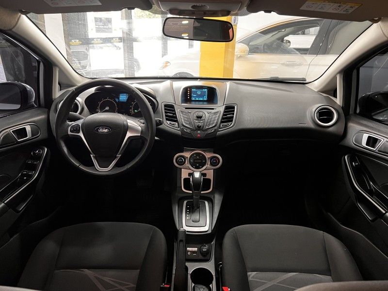 FORD FIESTA 1.6 SE HATCH 16V 2014/2015 PRIME MULTIMARCAS CAXIAS DO SUL / Carros no Vale FORD FIESTA 1.6 SE HATCH 16V 2014/2015 PRIME MULTIMARCAS CAXIAS DO SUL / Carros no Vale