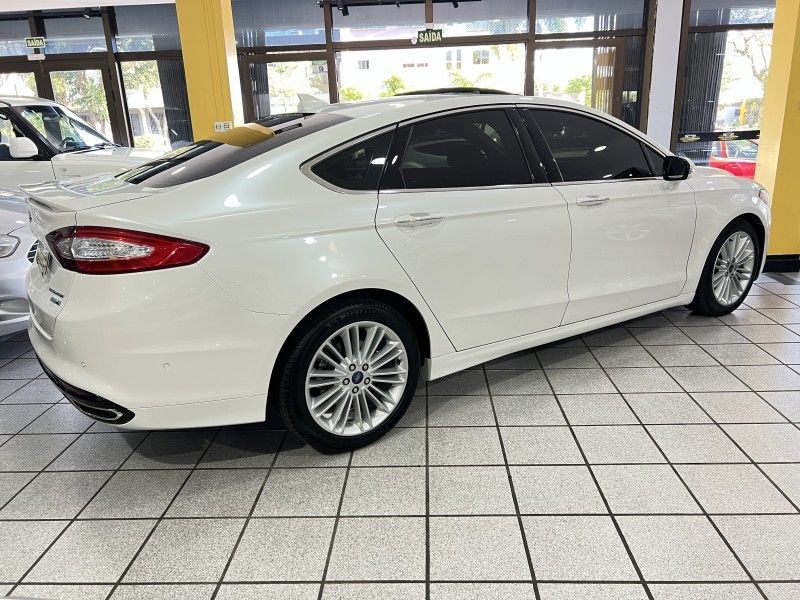 FORD FUSION 2.0 TITANIUM GTDI ECOBOOST AWD 2013/2014 PRIME MULTIMARCAS CAXIAS DO SUL / Carros no Vale