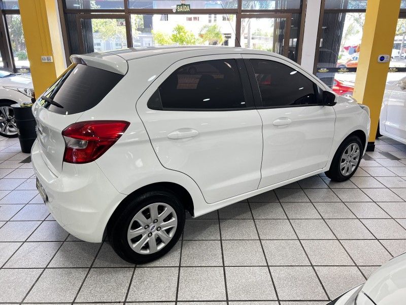 FORD KA 1.0 SE 12V 2017/2017 PRIME MULTIMARCAS CAXIAS DO SUL / Carros no Vale