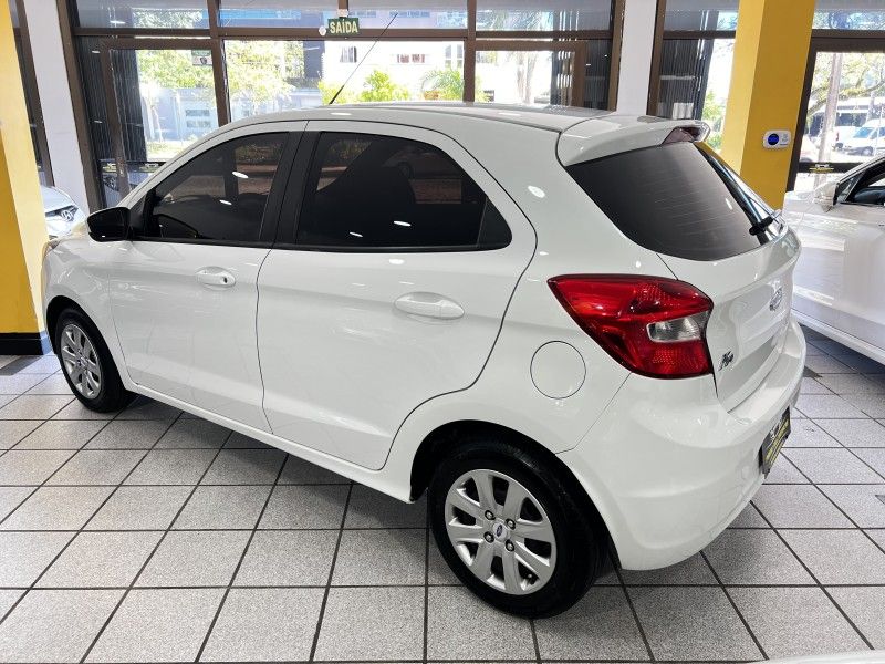 FORD KA 1.0 SE 12V 2017/2017 PRIME MULTIMARCAS CAXIAS DO SUL / Carros no Vale
